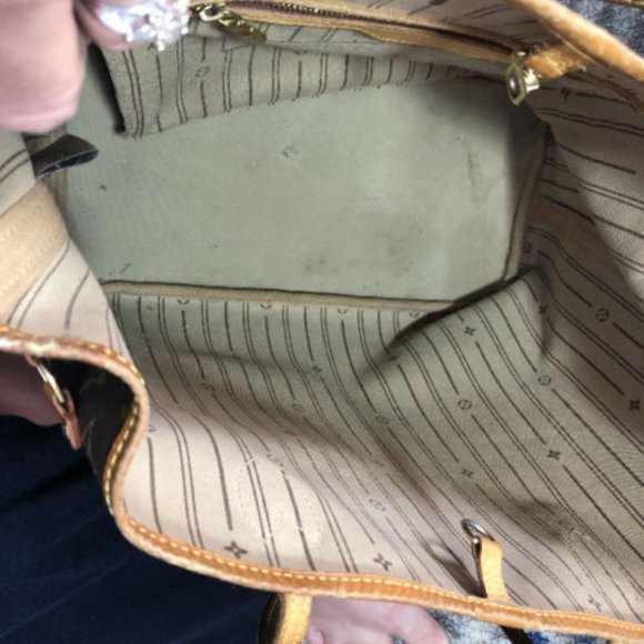 Authentic Louis Vuitton M40156 Neverfull MM Bag - Picture 4 of 8